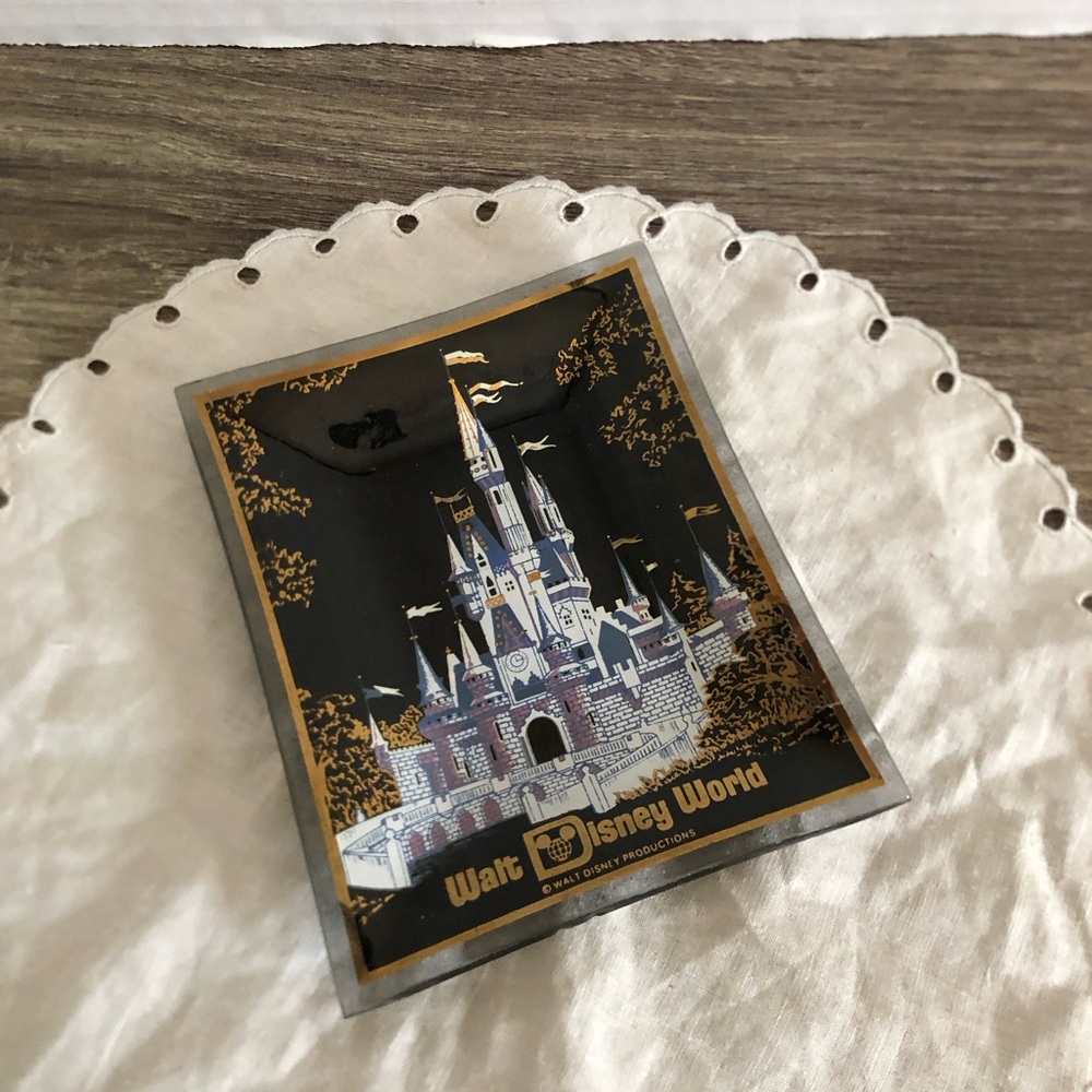 Vtg 1970s Walt Disney World Souvenir Trinket Dish